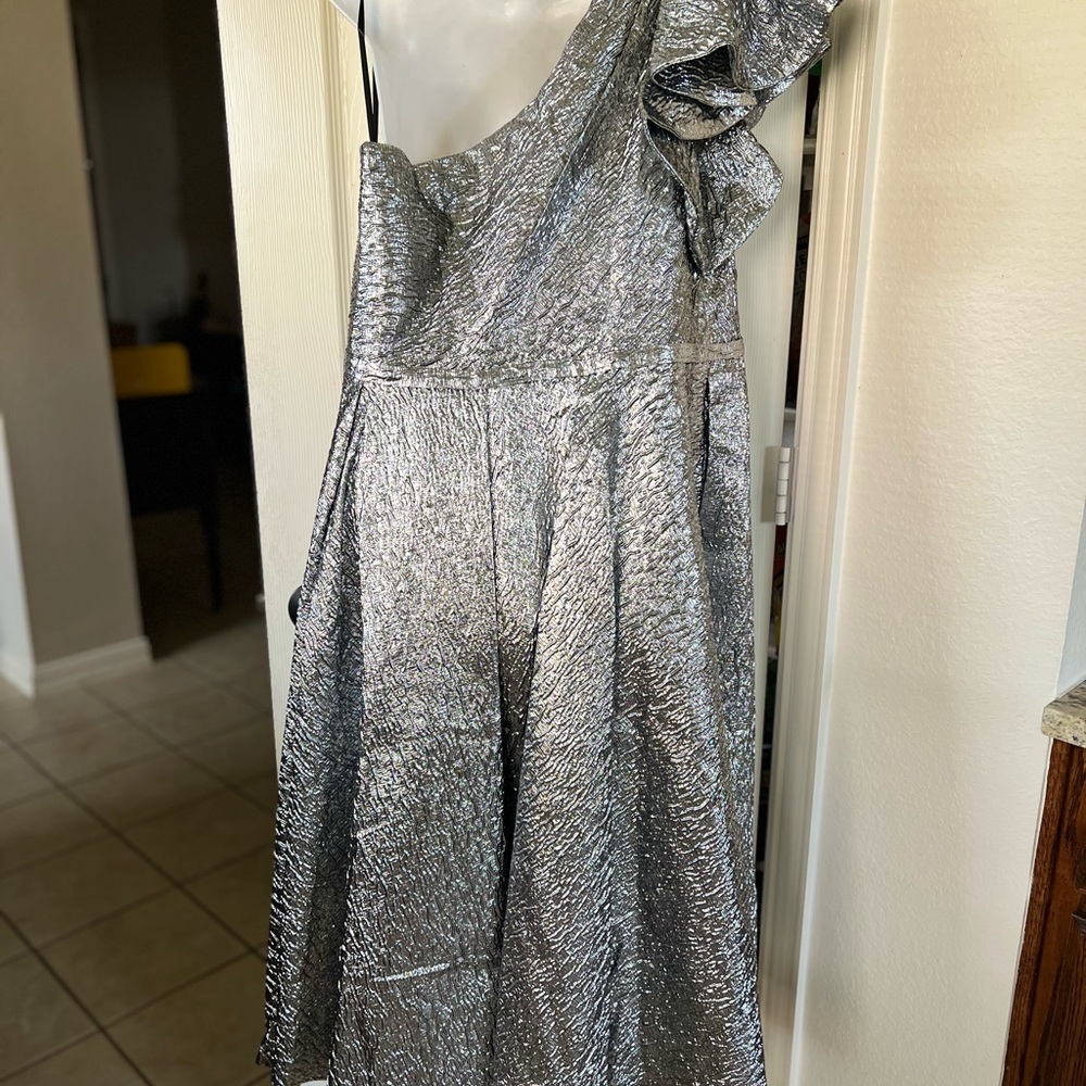 NWT Elegant Silver One-Shoulder Bow Midi Dress 67906 Sz 16 - Picture 11 of 15